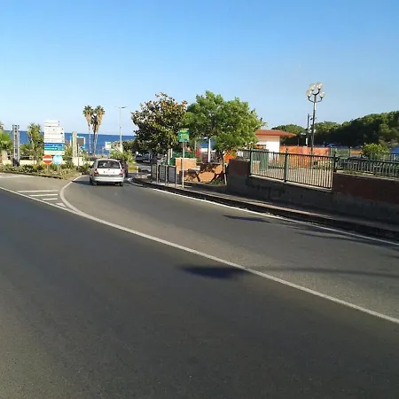 Furci With Balcony-terrace * Furci Siculo